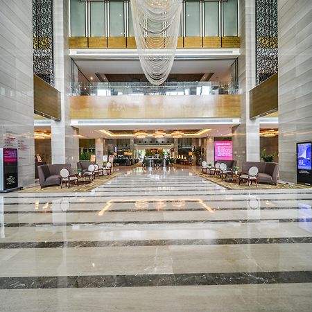 Crowne Plaza Shenzhen Longgang City Centre By Ihg Zewnętrze zdjęcie